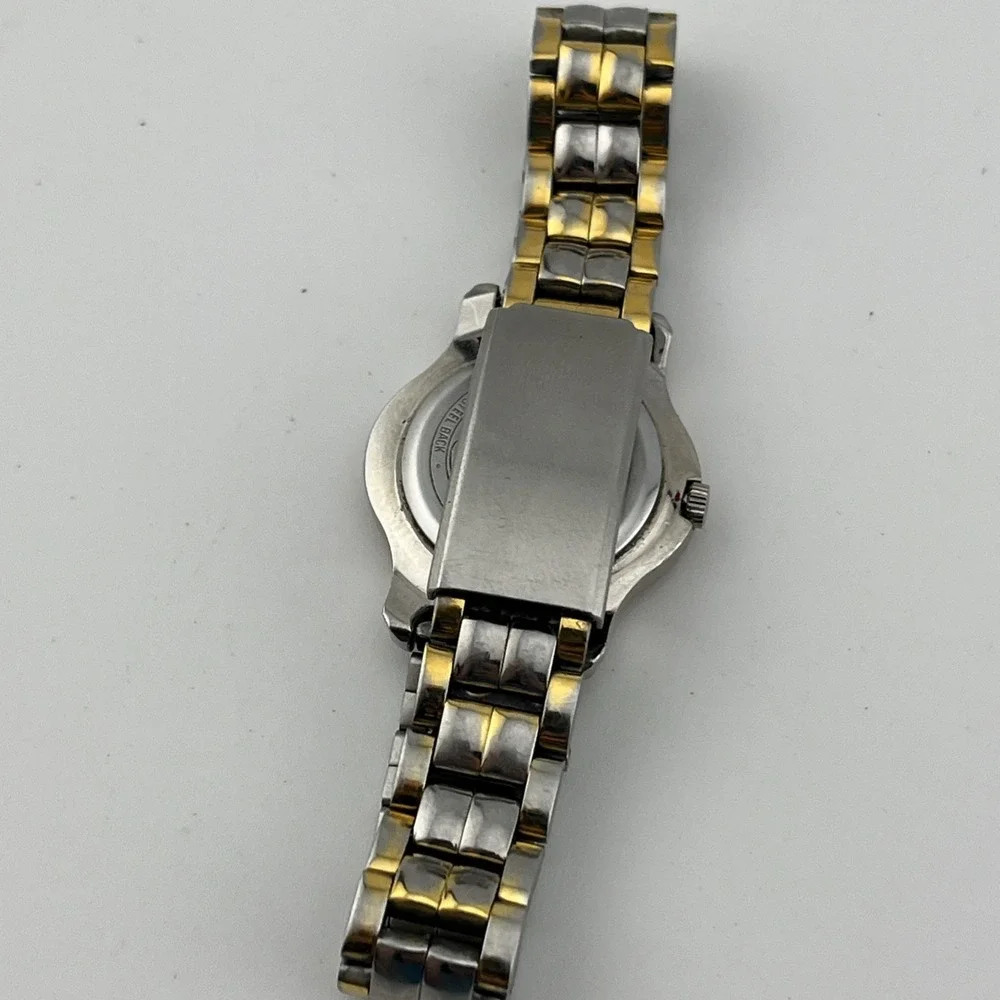 Vintage Timex Watch Women 26mm Case Two Tone 7.25